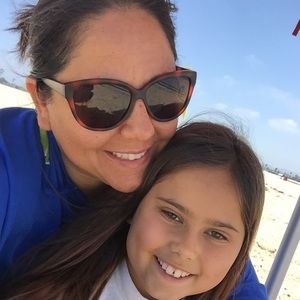 Meet your Posher, Lily